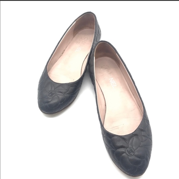 CHANEL Shoes - CHANEL Black Floral Pattern Balet Flats Shoes